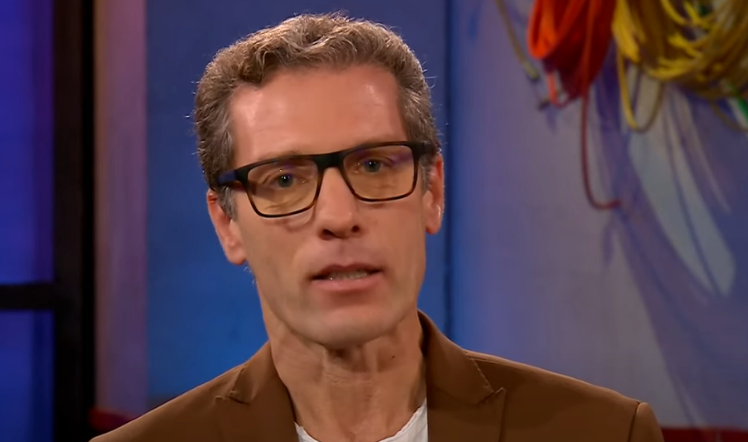 Ddl consenso informato, Andrea Maggi: "Servono corsi di educazione sessuale per i genitori, non solo per gli studenti. La scuola deve compensare le lacune educative delle famiglie"