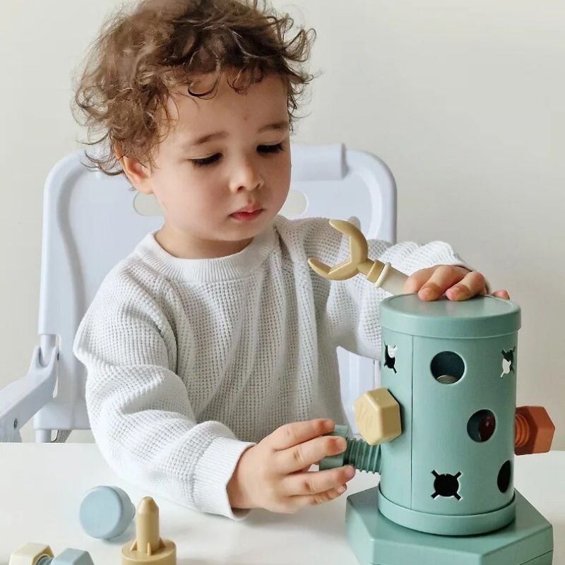 Montessori Technical Cylinder™ - Ruuvaa Kiinni ja Auki